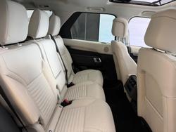 2025 Land Rover Discovery D350 Dynamic SE