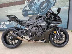 Yamaha YZF-R1