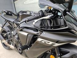 2024 Yamaha YZF-R1 Black