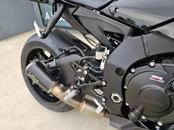 2024 Yamaha YZF-R1 Black