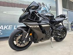 2024 Yamaha YZF-R1 Black