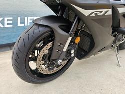 2024 Yamaha YZF-R1 Black