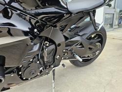 2024 Yamaha YZF-R1 Black