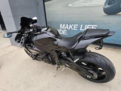 2024 Yamaha YZF-R1 Black