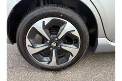 2025 Suzuki Swift Hybrid GLX