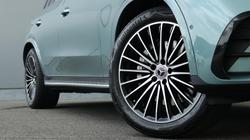 2025 Mercedes-Benz GLC-Class GLC300