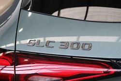 2025 Mercedes-Benz GLC-Class GLC300