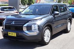 2024 Mitsubishi Outlander ES