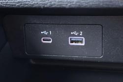 2024 Mitsubishi Outlander ES