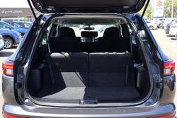 2024 Mitsubishi Outlander ES