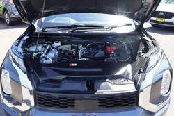 2024 Mitsubishi Outlander ES