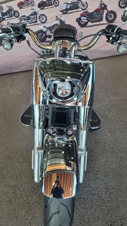 2025 Harley-davidson FLSTFI FAT BOY GRAY GHOST REFLECTION