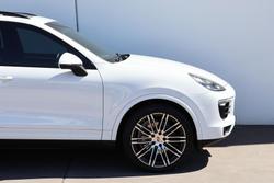 2017 Porsche Cayenne Diesel Platinum Edition 92A MY17 4X4 On Demand White