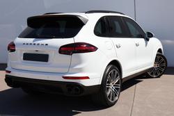 2017 Porsche Cayenne Diesel Platinum Edition 92A MY17 4X4 On Demand White