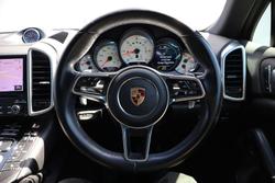 2017 Porsche Cayenne Diesel Platinum Edition