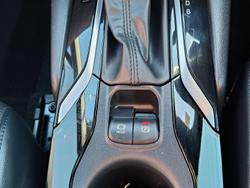 2023 Toyota Corolla Cross Atmos MXGH10R Stunning Silver