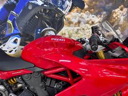 2018 DUCATI SUPERSPORT S RED