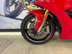 2018 DUCATI SUPERSPORT S RED