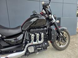 2018 Triumph ROCKET III ROADSTER BLACK