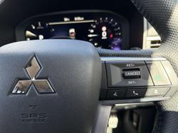 2025 Mitsubishi Outlander Exceed