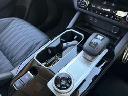 2025 Mitsubishi Outlander Exceed