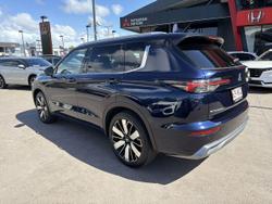 2025 Mitsubishi Outlander Exceed