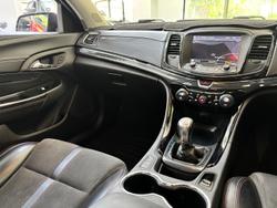 2015 Holden Commodore SS VF MY15 Redhot