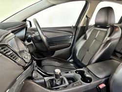 2015 Holden Commodore SS VF MY15 Redhot