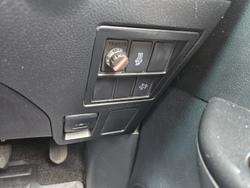 2023 Toyota Hilux SR5