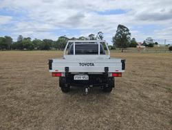 2023 Toyota Hilux SR5