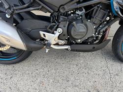 2023 CFMOTO 450 NK BLACK