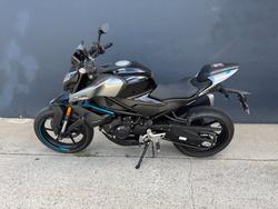 2023 CFMOTO 450 NK BLACK