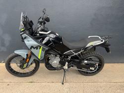 2023 CFMOTO 450 NK BLACK