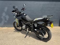 2023 CFMOTO 450 NK BLACK