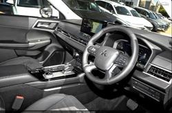 2025 Mitsubishi Outlander Aspire