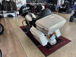 2016 HARLEY-DAVIDSON FLHXS STREET GLIDE SPECIAL GOLD