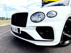 2021 Bentley Bentayga V8 4V MY22 AWD Glacier White