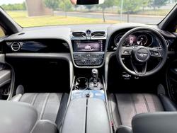 2021 Bentley Bentayga V8 4V MY22 AWD Glacier White