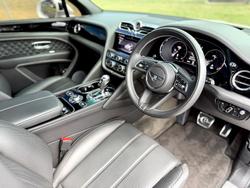 2021 Bentley Bentayga V8 4V MY22 AWD Glacier White