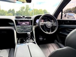 2021 Bentley Bentayga V8 4V MY22 AWD Glacier White