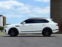 2021 Bentley Bentayga V8 4V MY22 AWD Glacier White