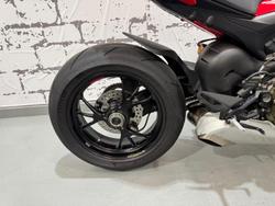 2023 Ducati Streetfighter V4 S Streetfighter Red