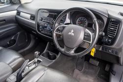 2013 Mitsubishi Outlander ES