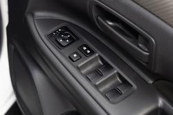 2013 Mitsubishi Outlander ES