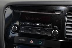 2013 Mitsubishi Outlander ES