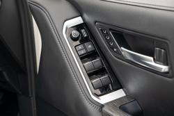 2024 Toyota Landcruiser Sahara ZX