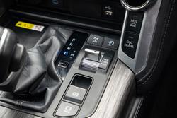 2024 Toyota Landcruiser Sahara ZX