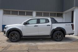 2025 Isuzu D-MAX X-TERRAIN
