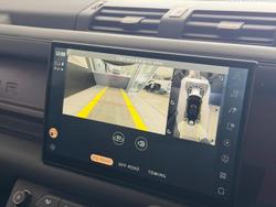 2025 Land Rover Defender 110 P635 OCTA Edition One