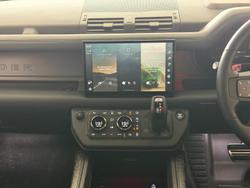 2025 Land Rover Defender 110 P635 OCTA Edition One